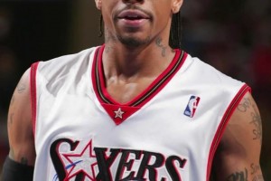 杨毅：艾弗森和OK组合身材差距太大了，他是我心目中最强孤胆英雄